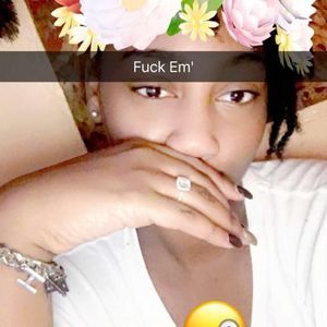 Meet your Posher, Paula